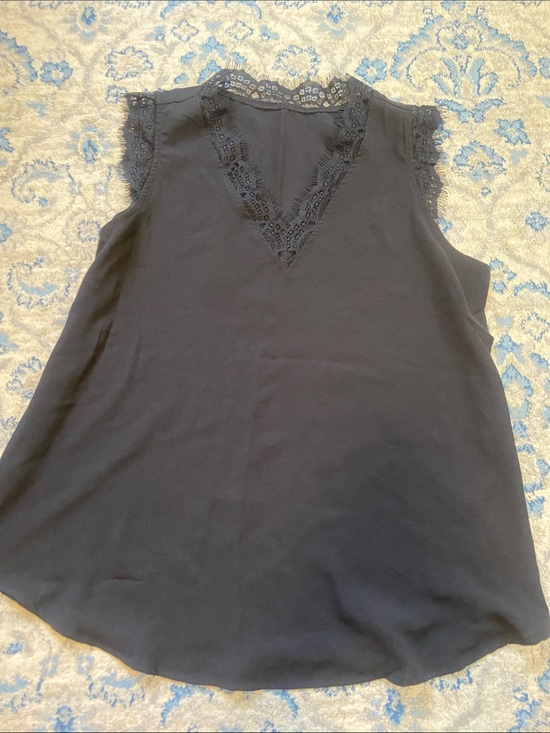 Tops - ✨5 for $15✨ Lace Trim Sleeveless Top - Black